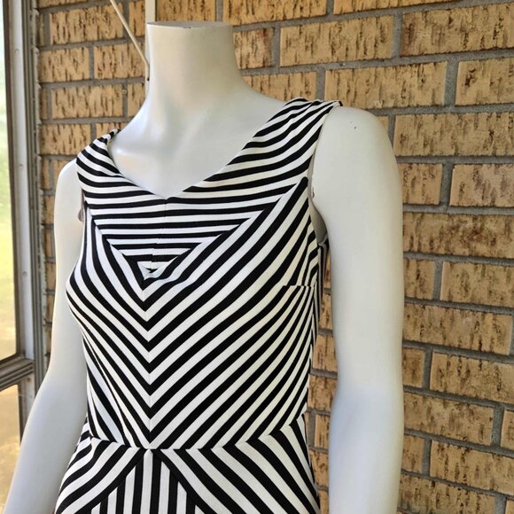 asos dress size 6 us - Picture 2 of 3